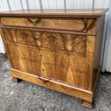 Commode style Louis Philippe en ronce de noyer,  fin XIXème