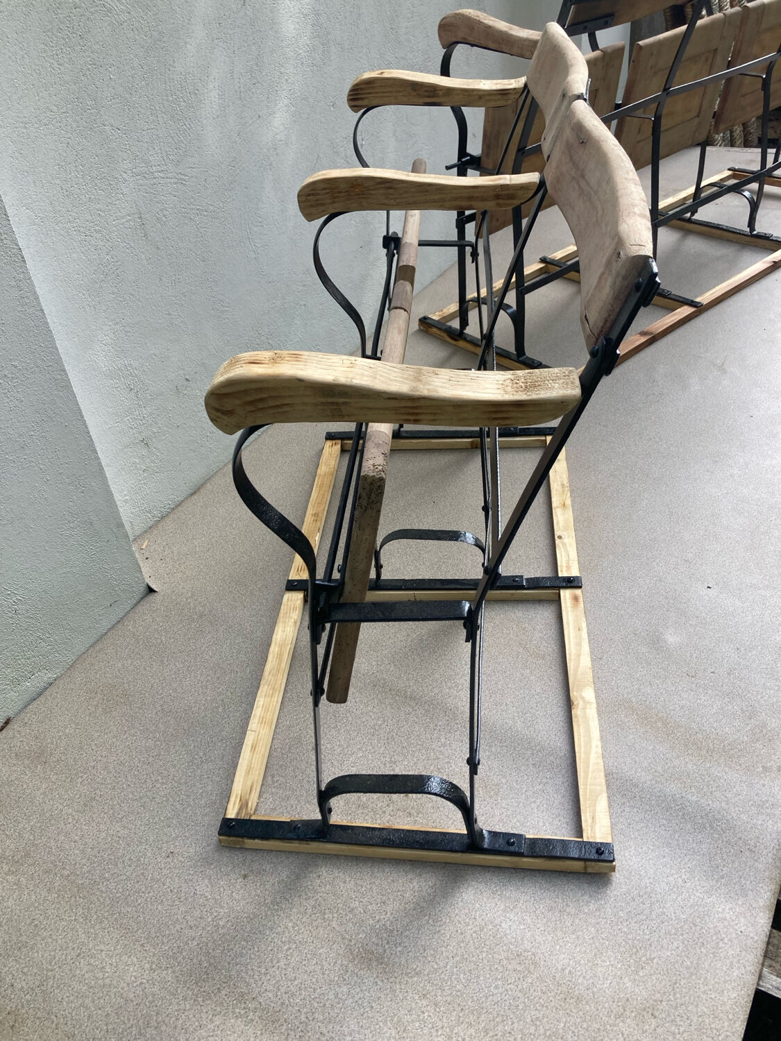 Two-seater folding theatre bench