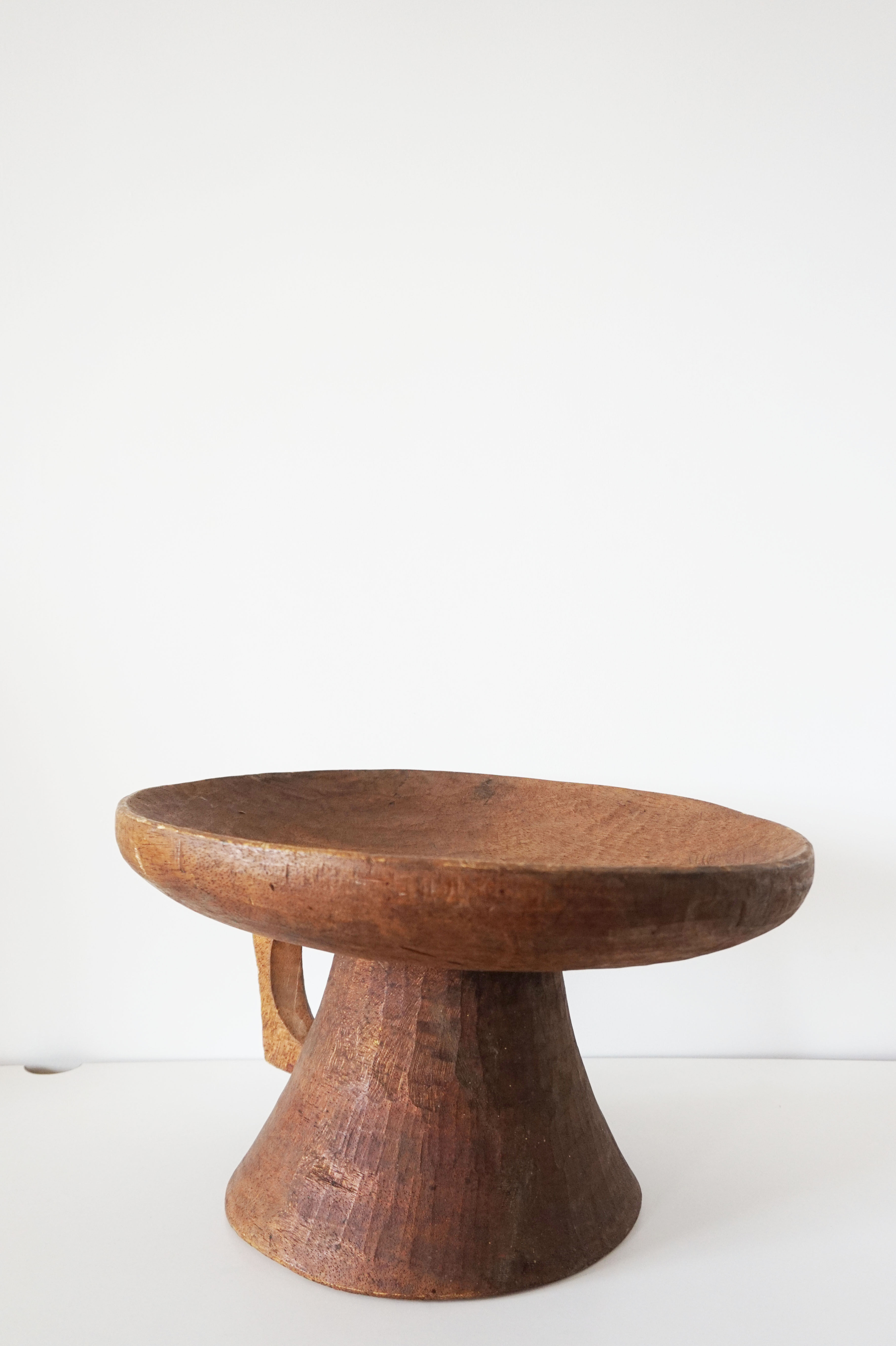 Brutalist cup in solid wood