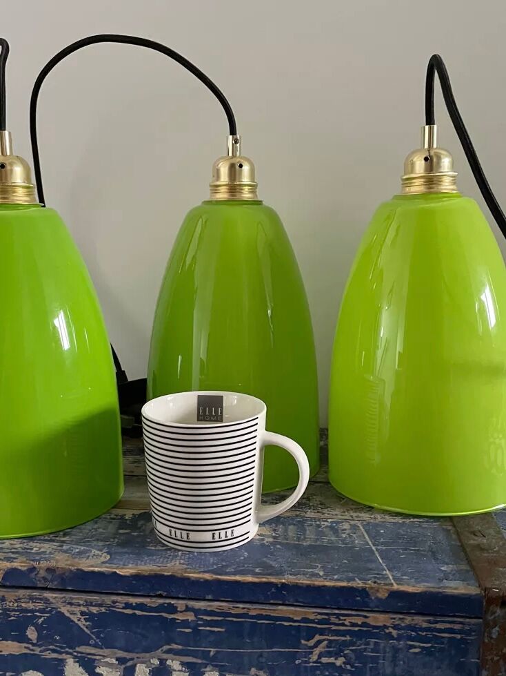 Set of four new electrified green opaline suspensions