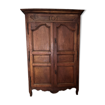 Antique Louis XIV wardrobe in solid cherry – Late 18th century – At