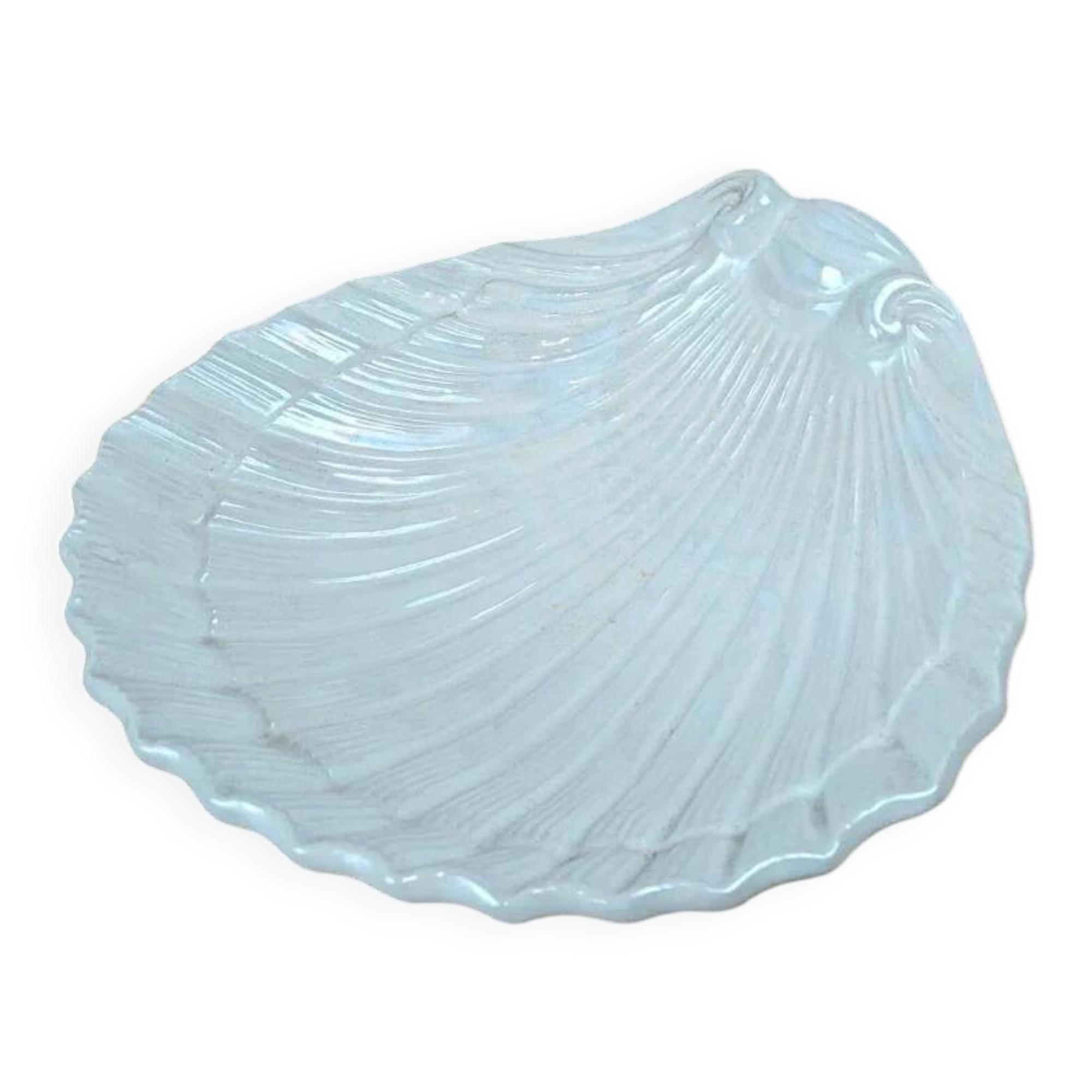 Large antique shell-shaped dish – iridescent finish