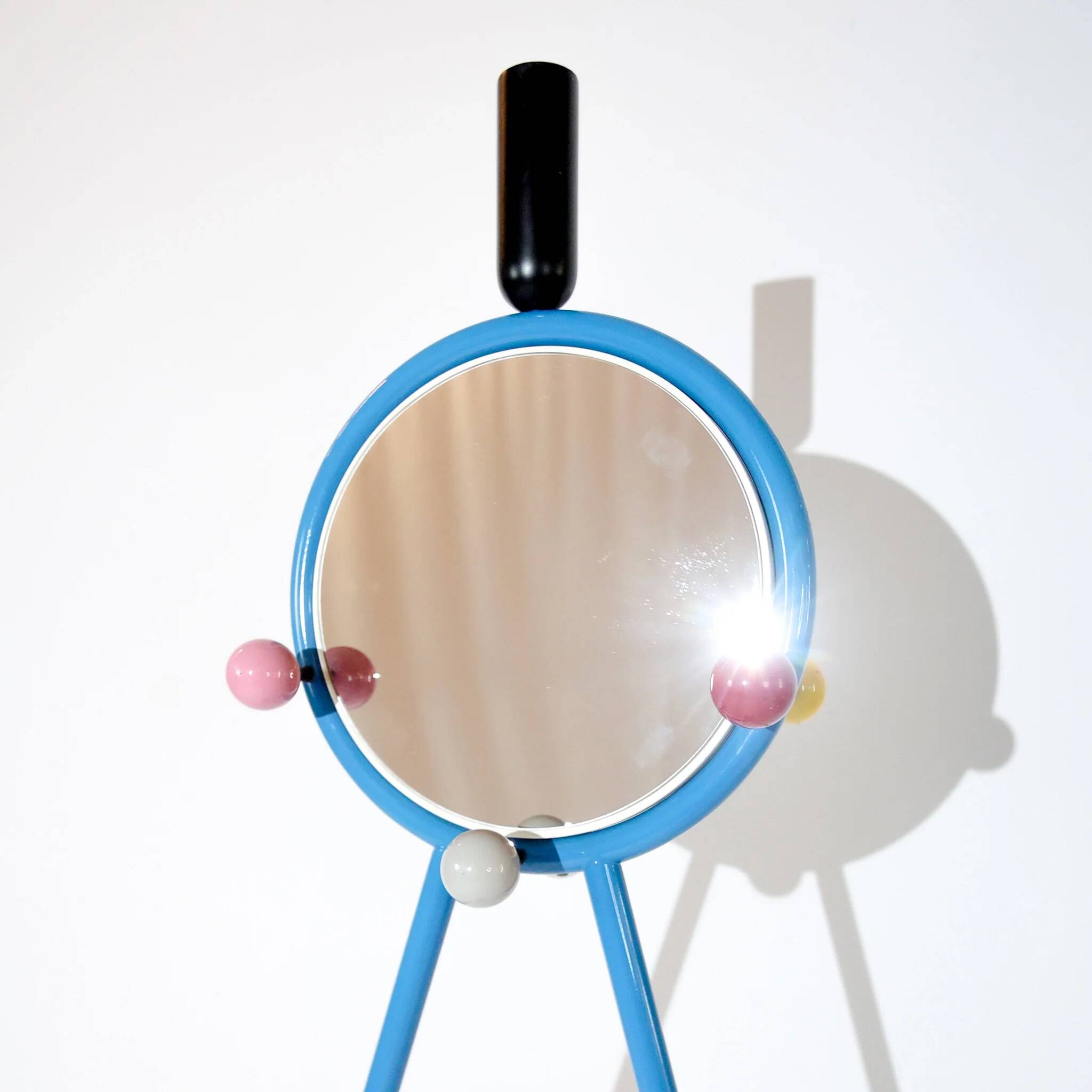 Postmodern Italian coat rack in Memphis style, blue.