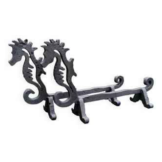 Paire de Chenets Art Déco modèle Hypocampe Cheminée Cast Iron Fire Dogs