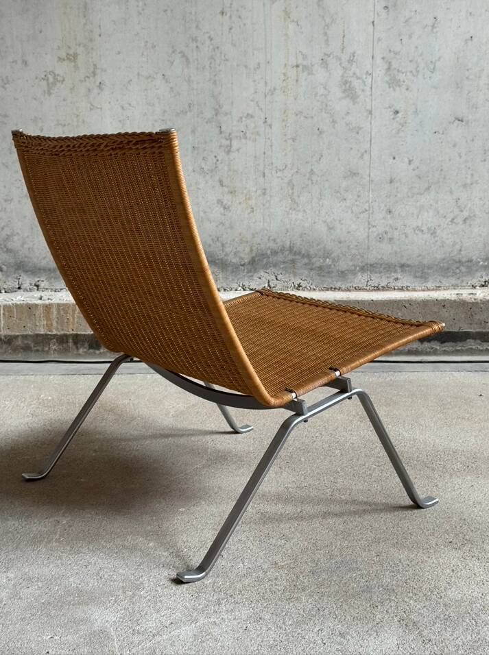 PK22 lounge chair by Poul Kjærholm for Fritz Hansen