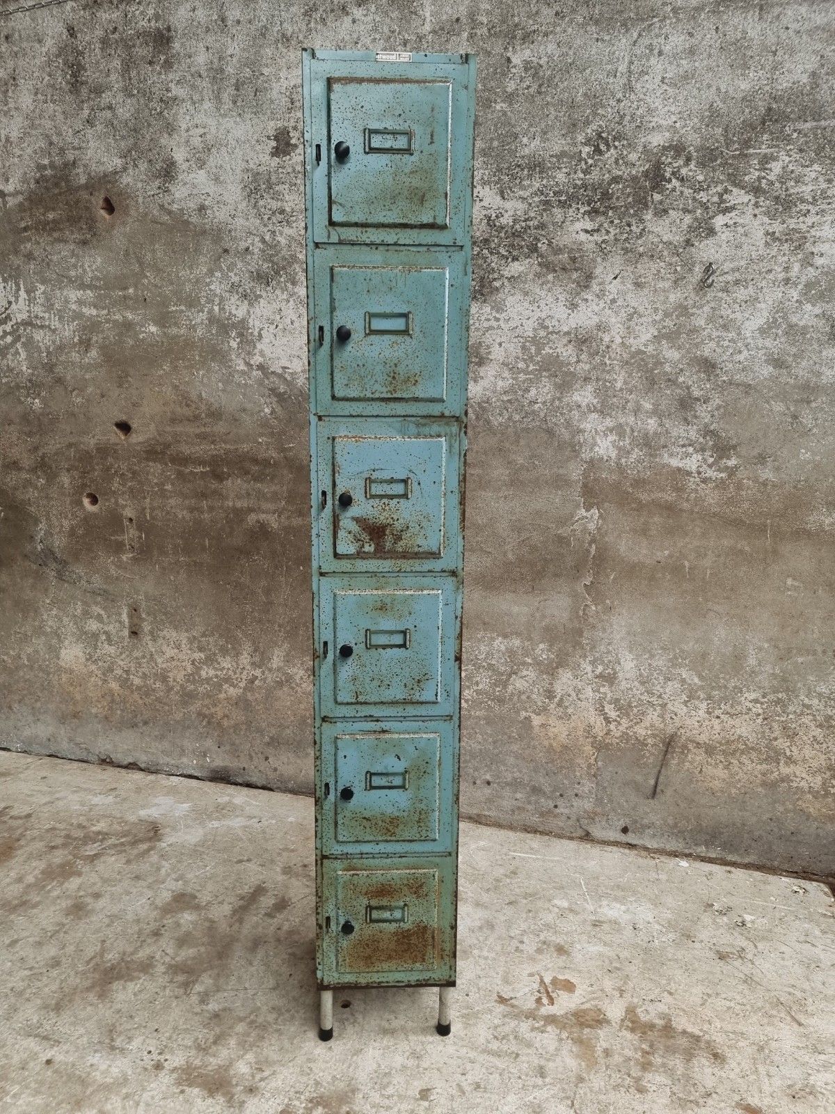 Industrial cabinet locker cabinet Oostwoud vintage blue