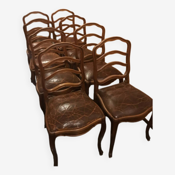Huit chaises de salle à manger ancienne