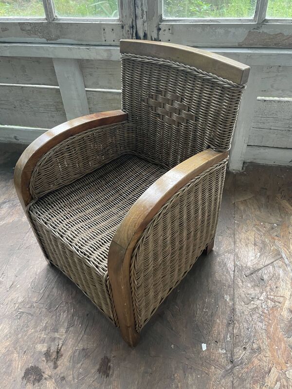 Fauteuil en rotin pour enfant