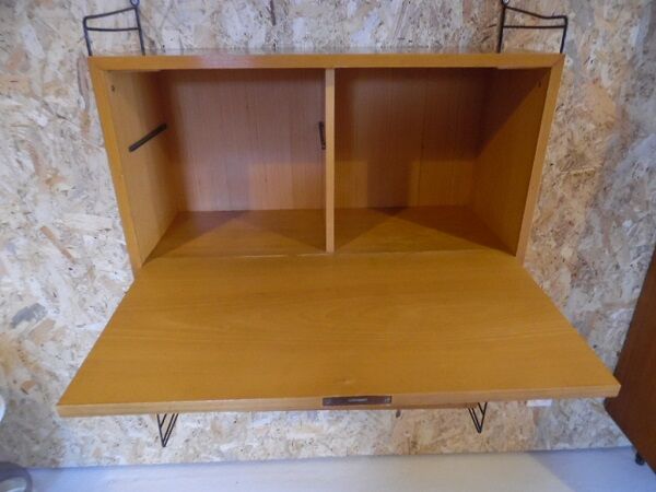 Shelf by Nils Strinning