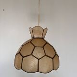 Mother-of-pearl suspension