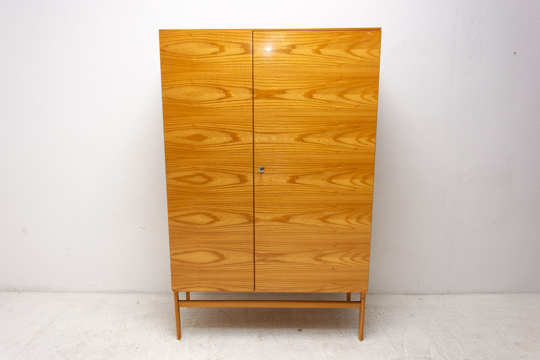 Elegant vintage wardrobe from Jitona 1970´s, Czechoslovakia