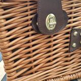 Picnic basket with white porcelain crockery