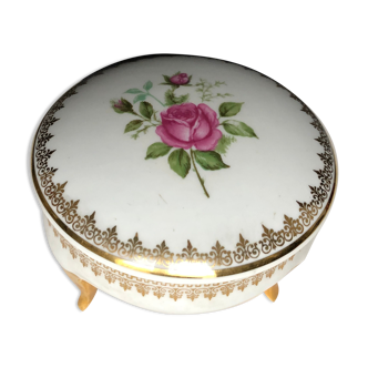 Boite couverte en porcelaine