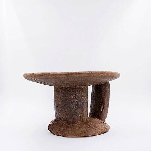 African tonga stool with handle