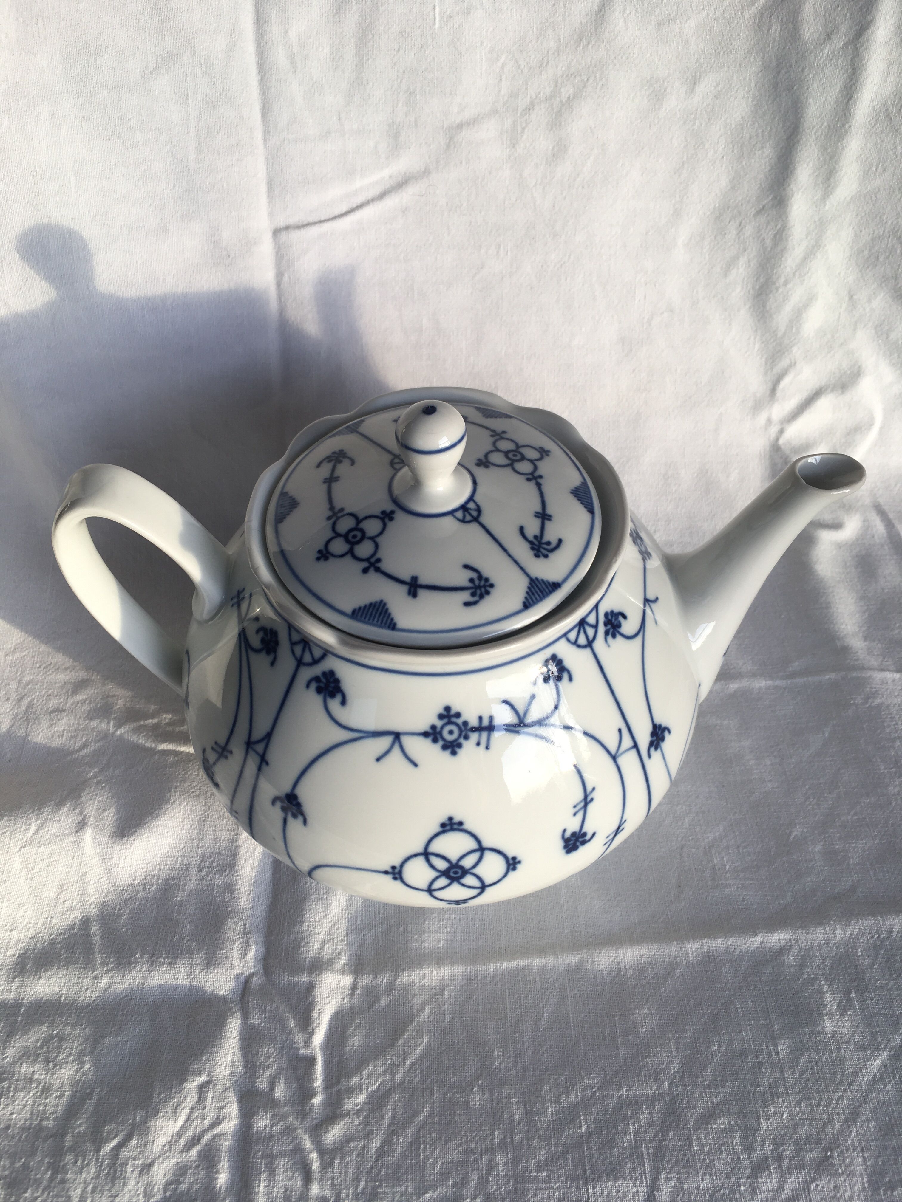 Porcelain teapot Winterling Bavaria