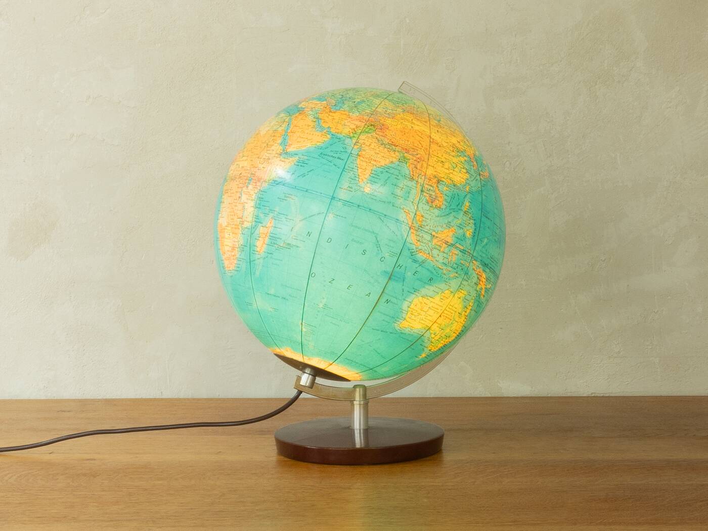 1970s Illuminated Globe