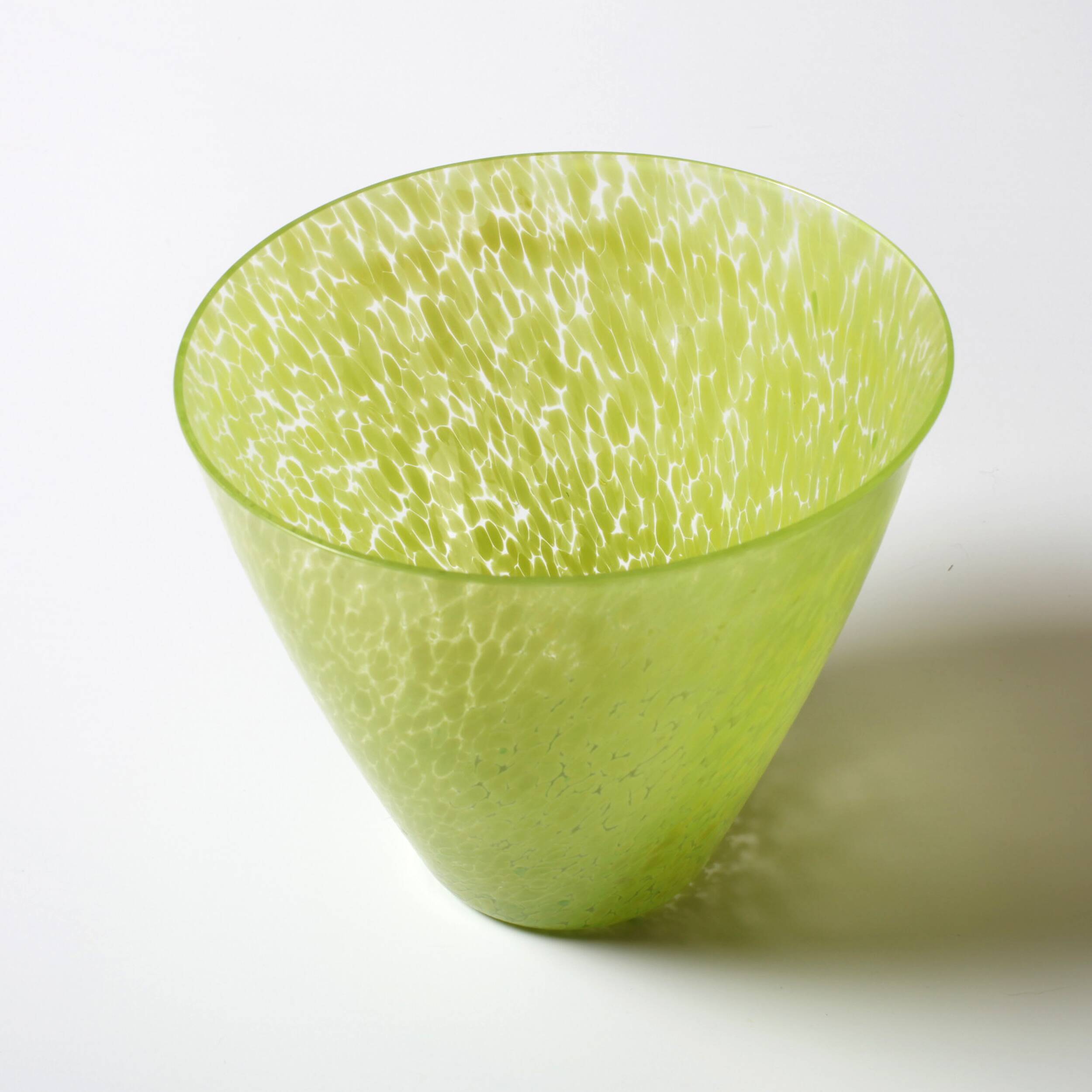 Vase en verre soufflé par Lars Sestervik, Suède 1990