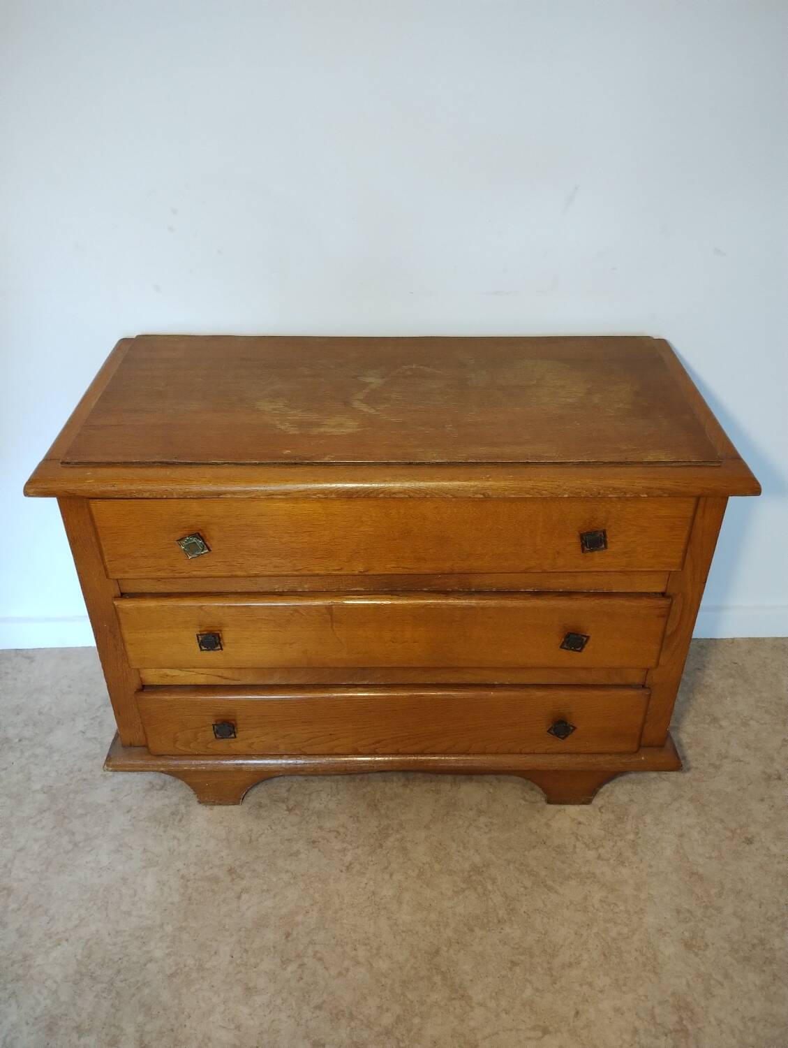 Vintage chest of drawers