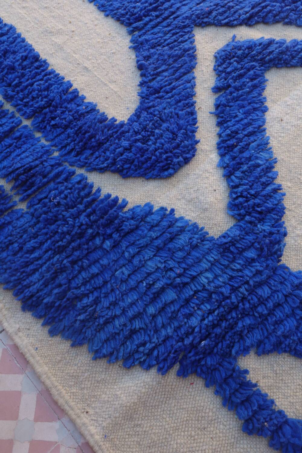 Klein blue and white Berber rug with abstract relief