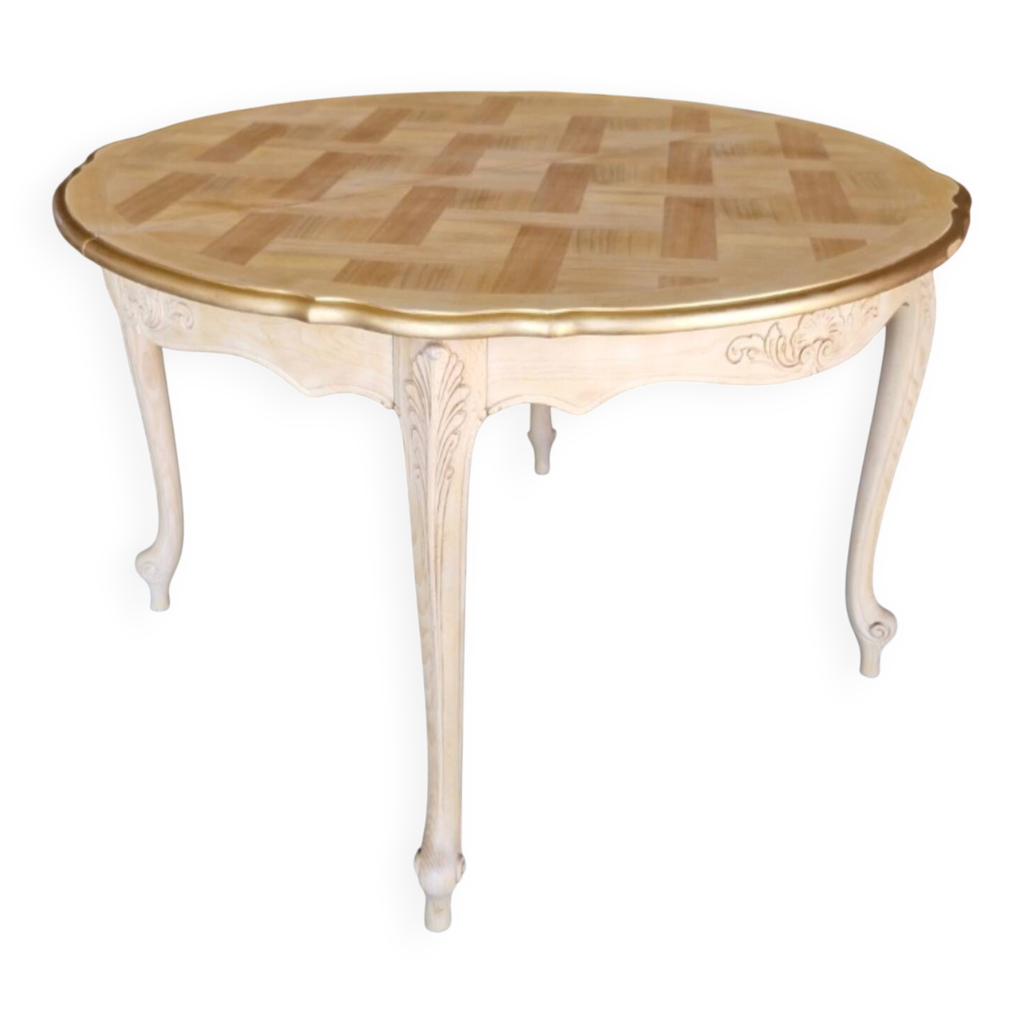 Round table made of cherry wood, sanded and varnished.