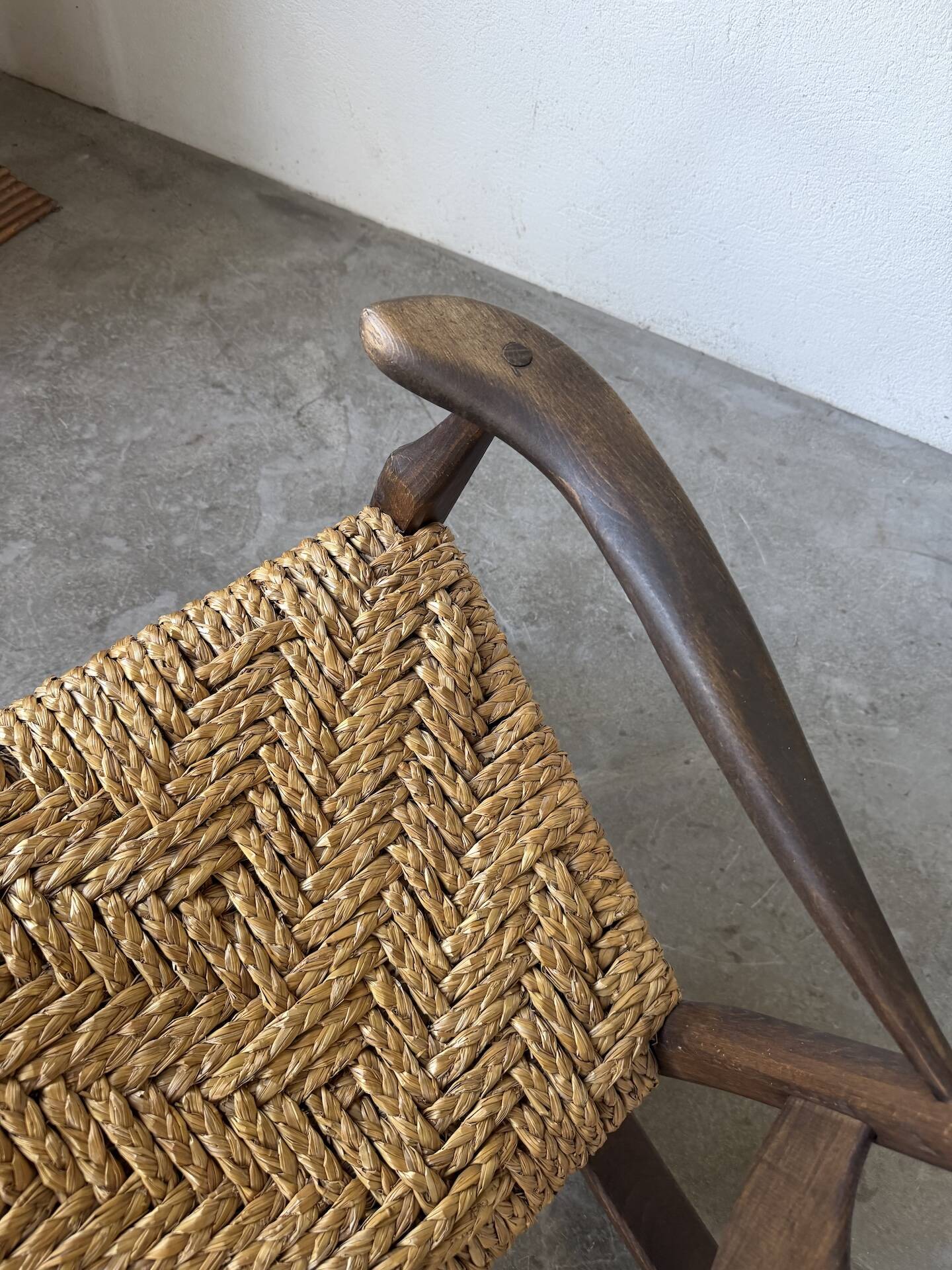 Rocking chair 1900 France cord