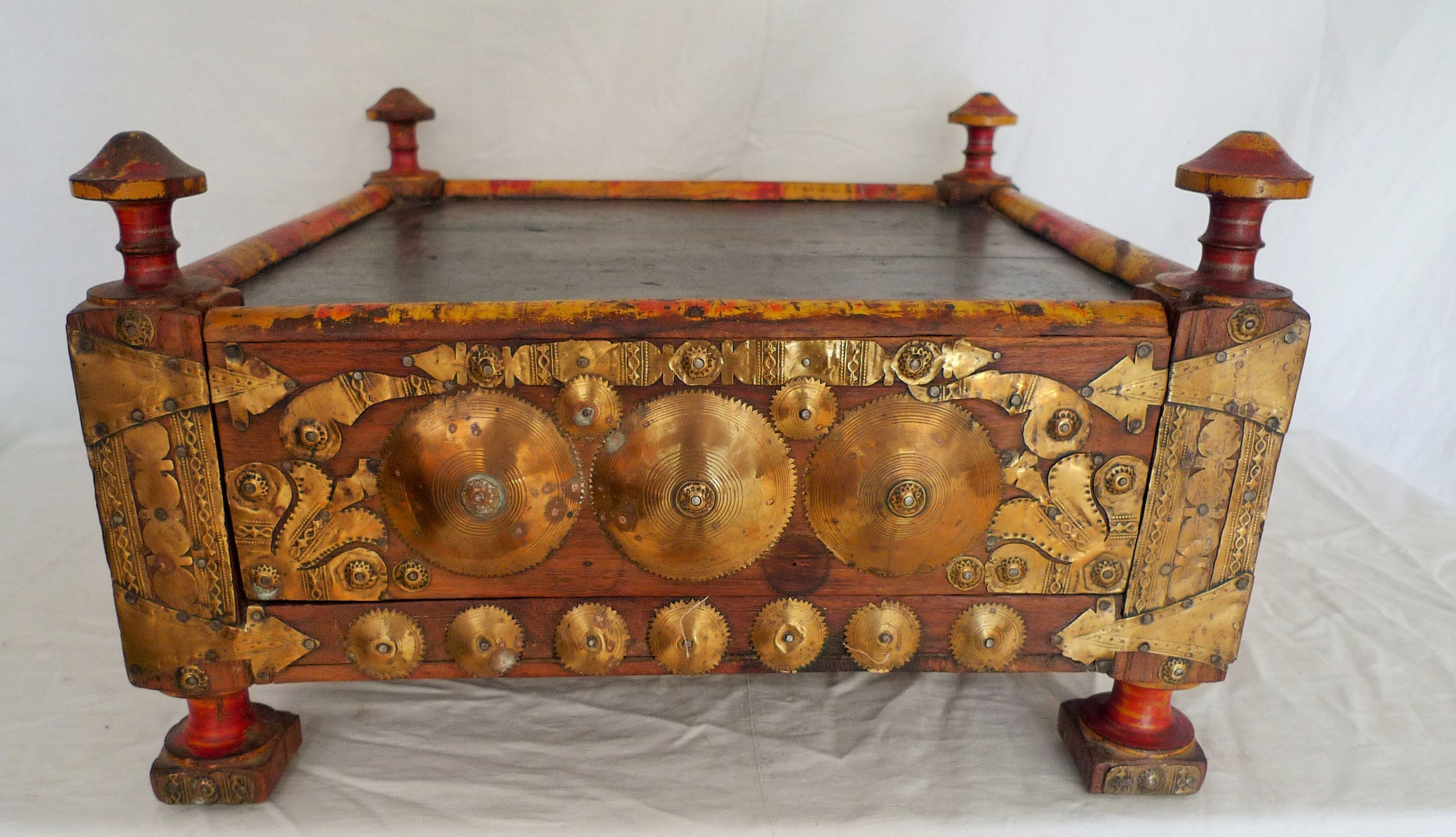 Table chest polychrome paint India