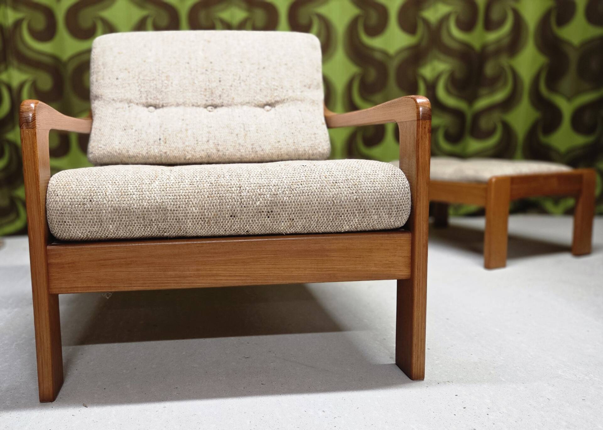 Fauteuil lounge scandinave en teck massif & ottoman 60/70