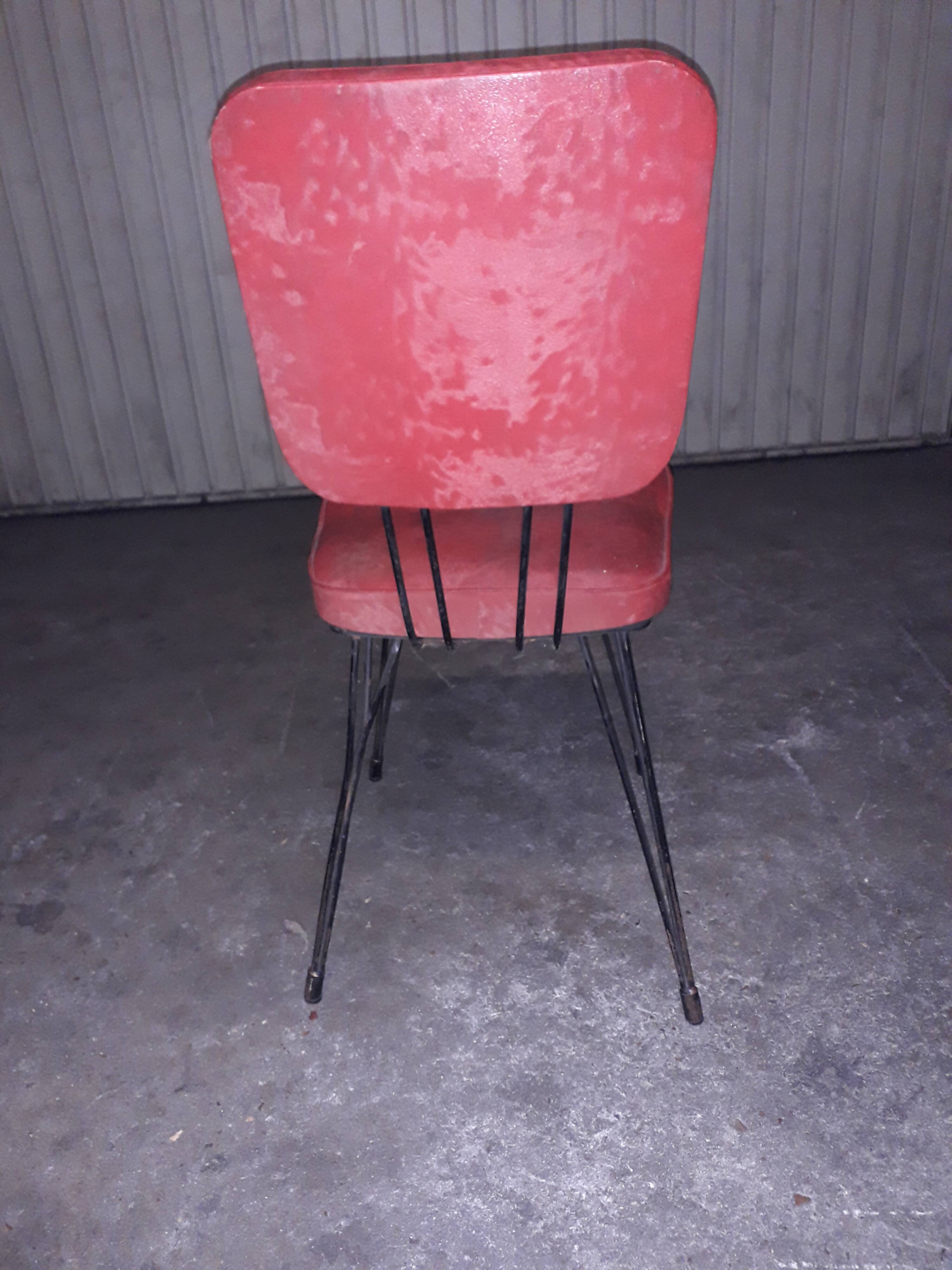 6 vintage red chairs