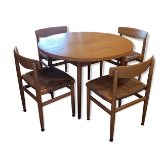 Dining table and chairs by Borge Mogensen edited by Karl Anderson & Söner.