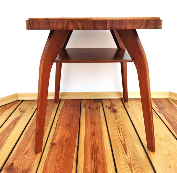 Table d'appoint par J. Halabala pour UP Závody, Tchécoslovaquie, années 1950