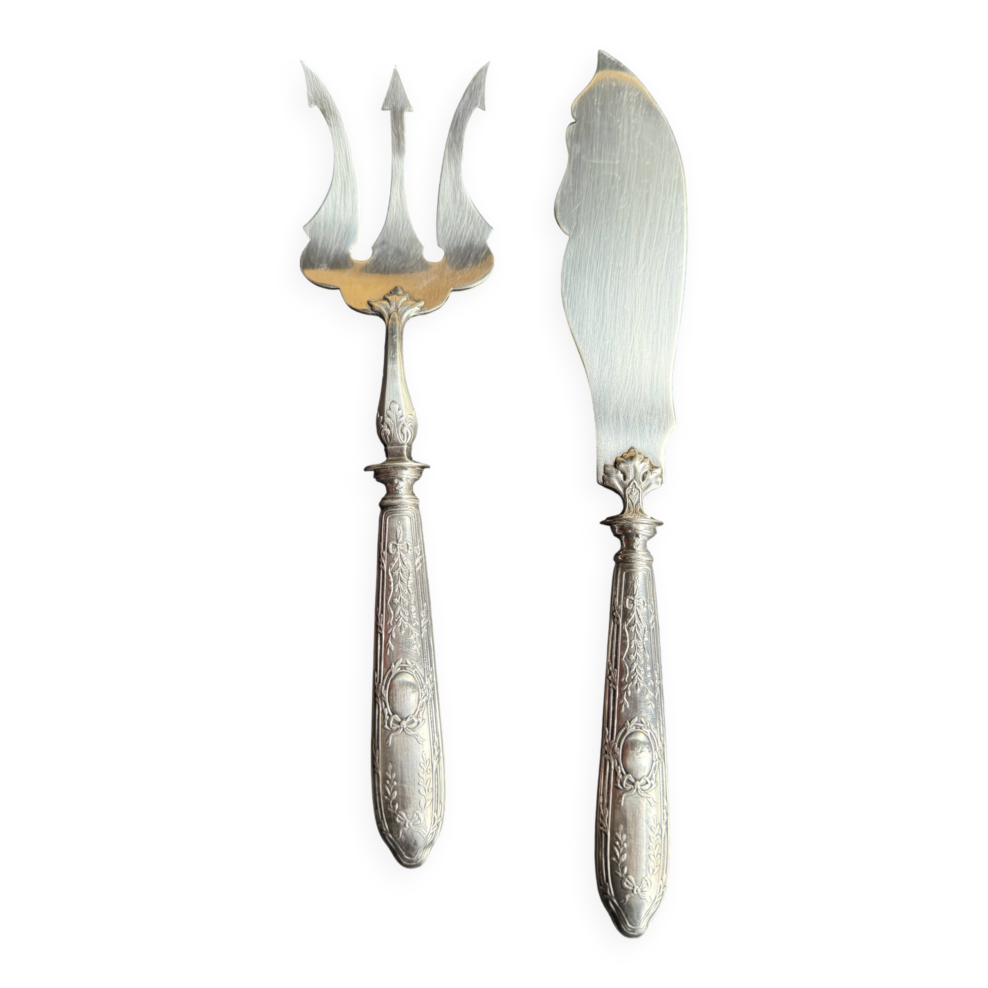 Fish Serving Cutlery – Silver and Silver Plated