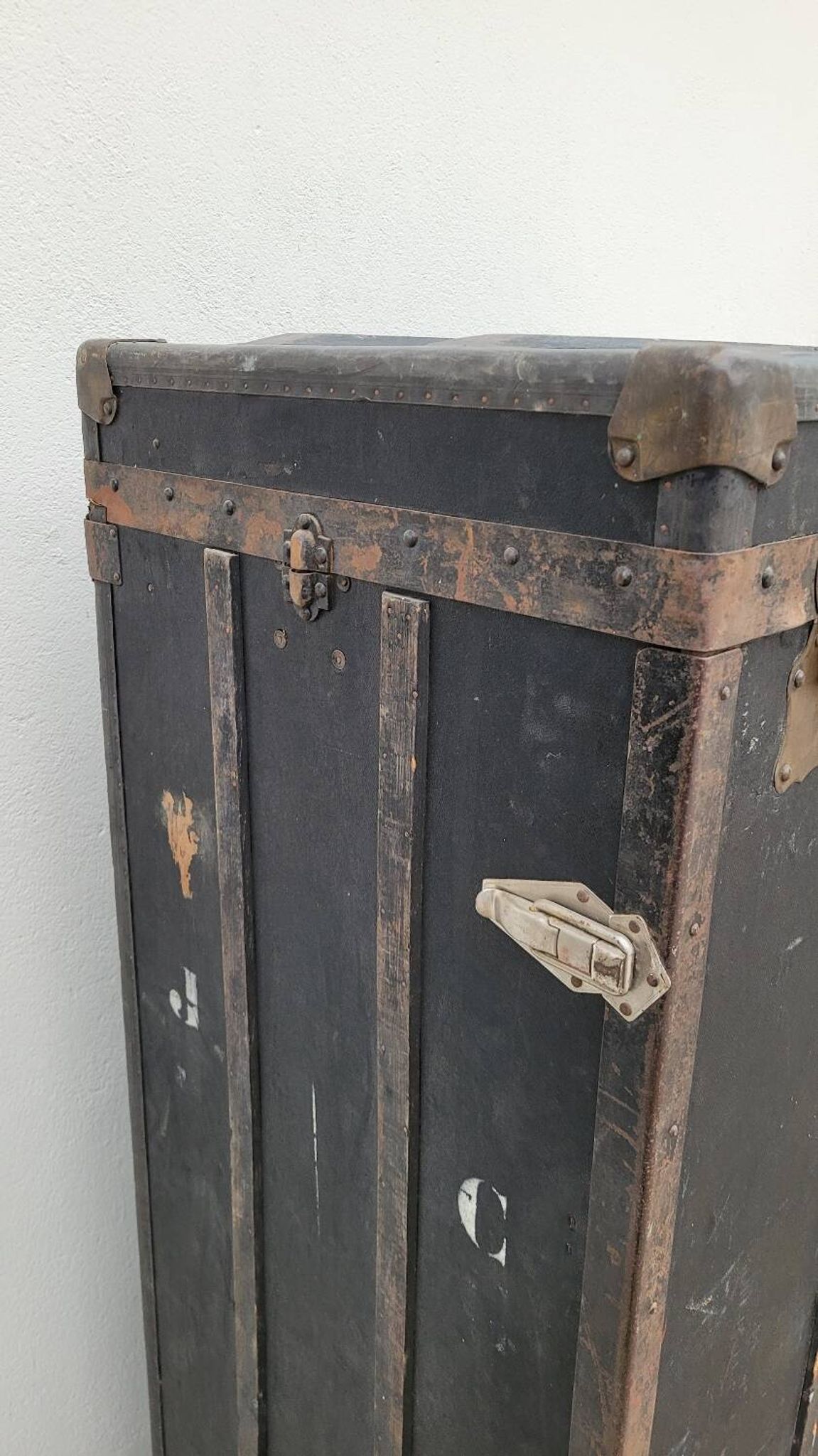 Cabin trunk from the brand "La Malle Bernard" Paris - 1900s