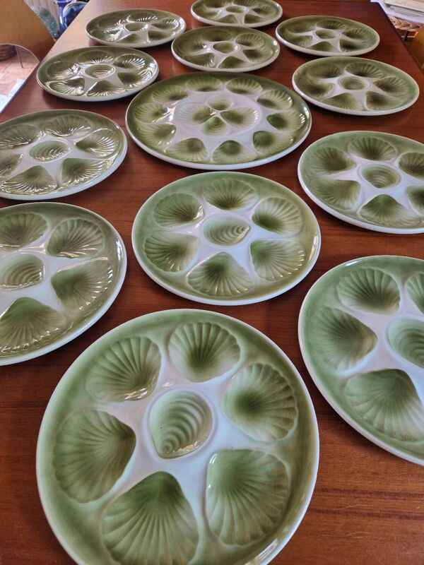 Service huîtres vintage Moulin des Loups Orchies barbotine, 12 assiettes