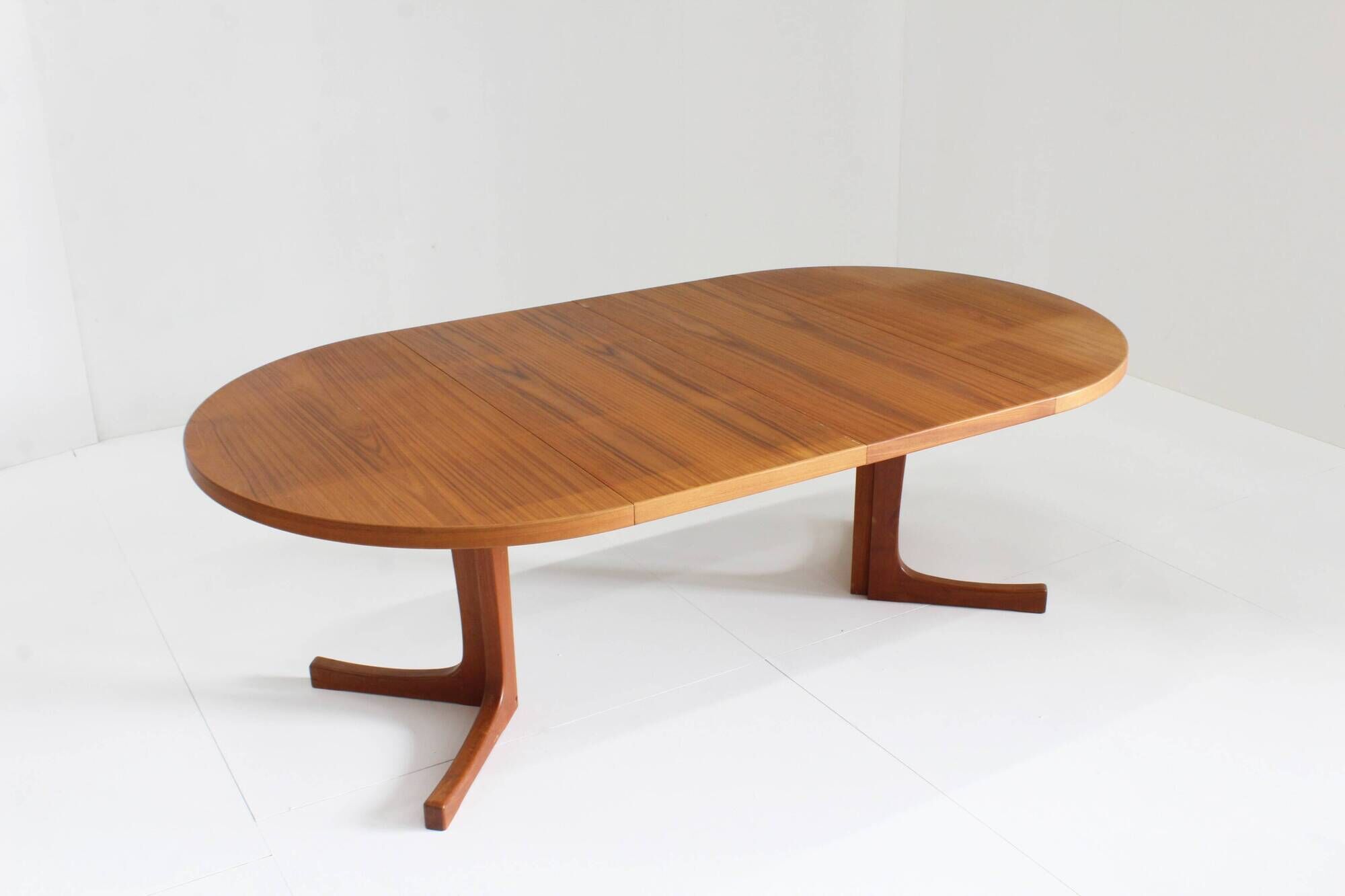 Vintage Danish round extendable dining table teak 1960s