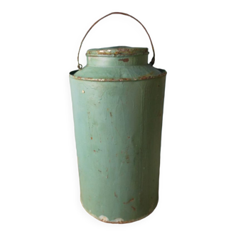 Green round box