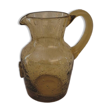 Pichet en verre bullé soufflé