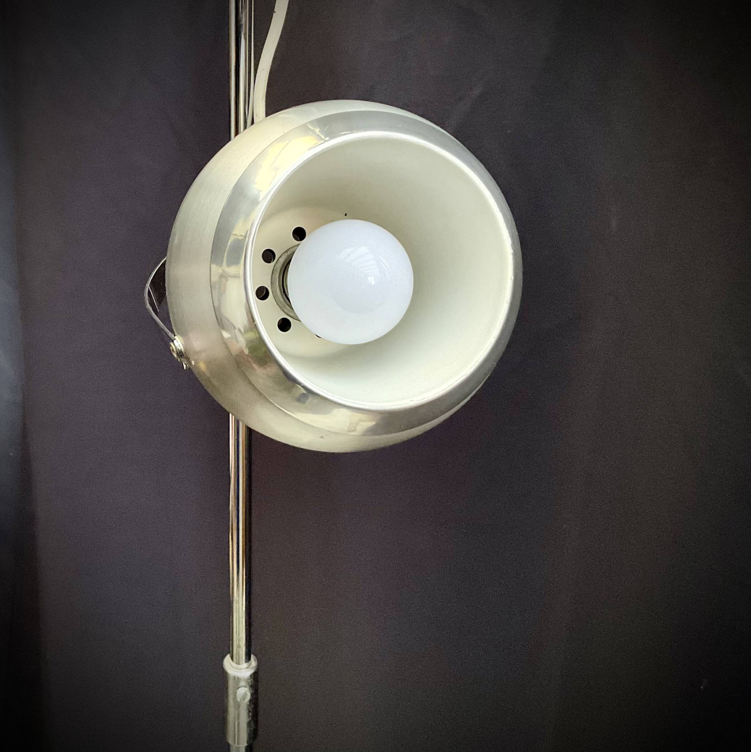 Space age style eye ball floor lamp 70' design Aluminor