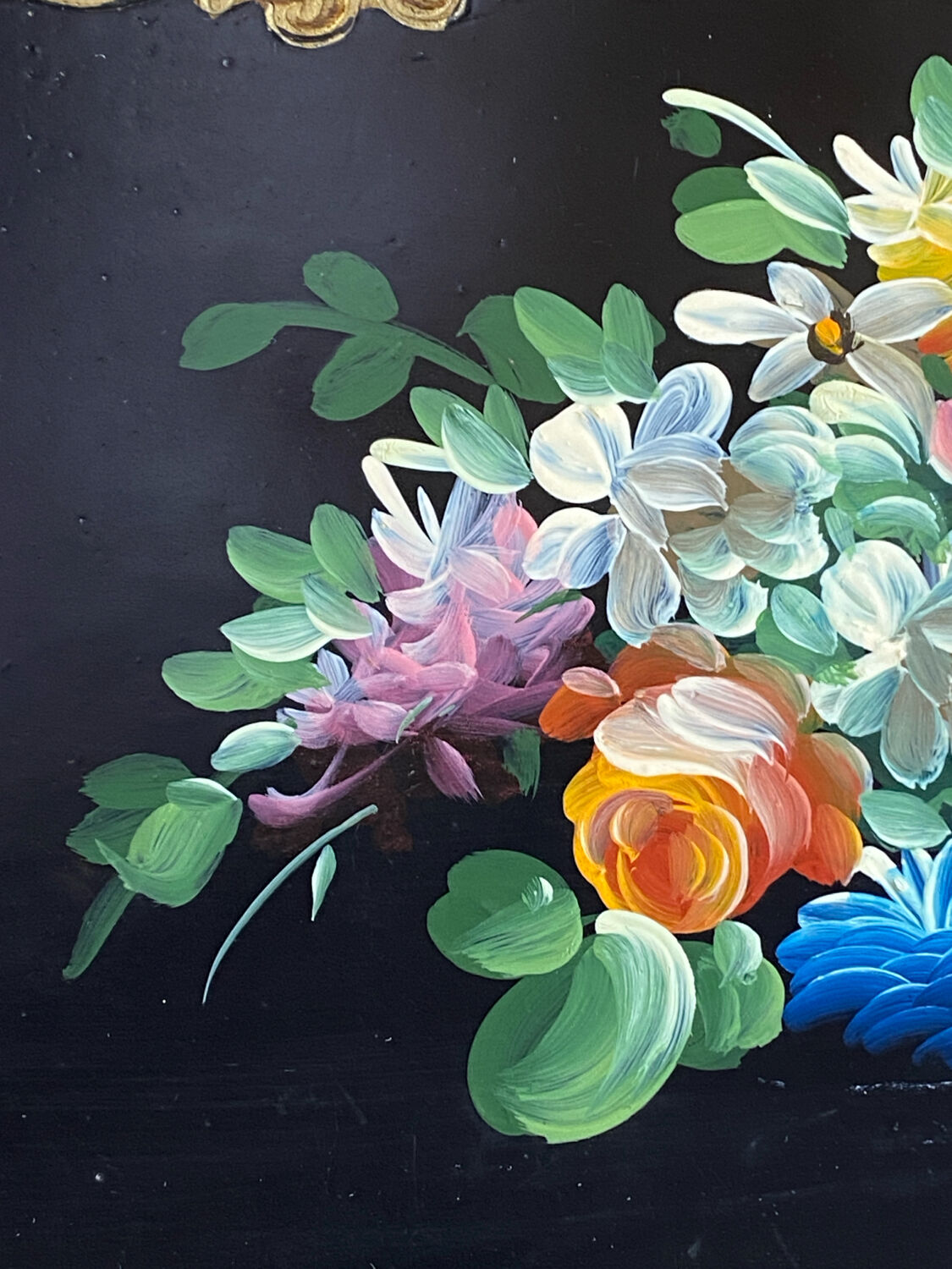 Wooden platter, hand-painted decoration