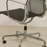 Set of 8 Charles and Ray Eames armchairs by Vitra model EA 117