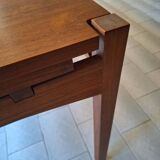 Extendable Scandinavian table — 140 to 236 cm — very good condition