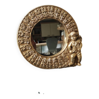 Shabby Chic round mirror. Putti/Cherub decor. Floral motifs. Dimensions: 20 x 20 cm.