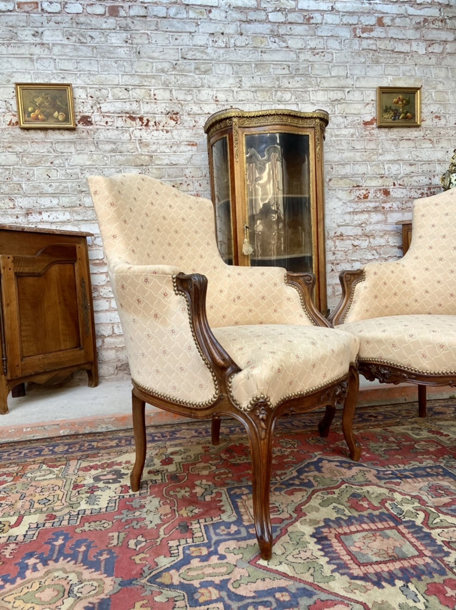 Pair of armchairs in natural wood style Louis XV XIXth