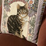Cushion tapestry cat