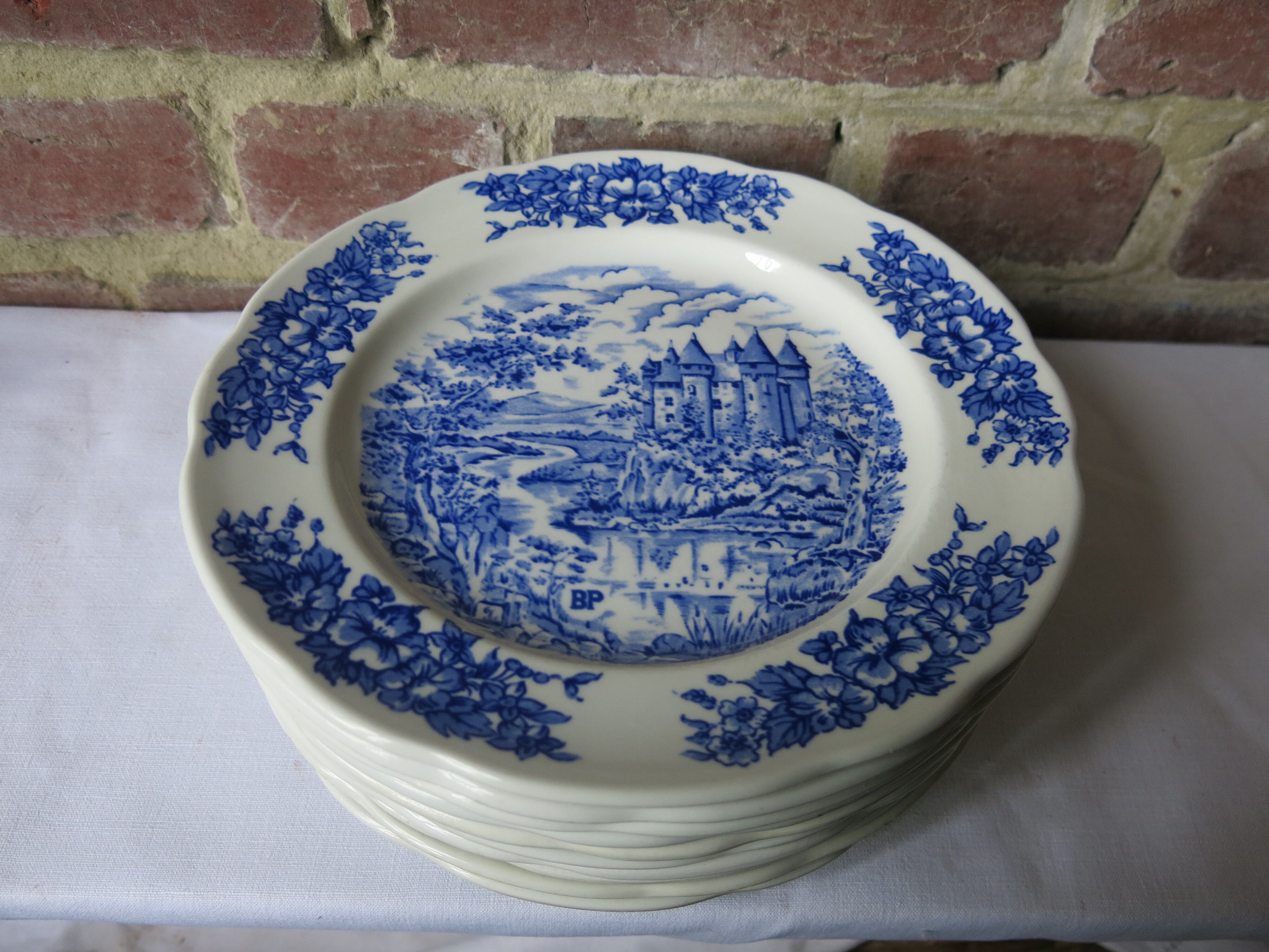 10 flat plates advertising porcelain pyroblan BP