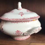 “Fontanges” soup tureen Sarreguemines