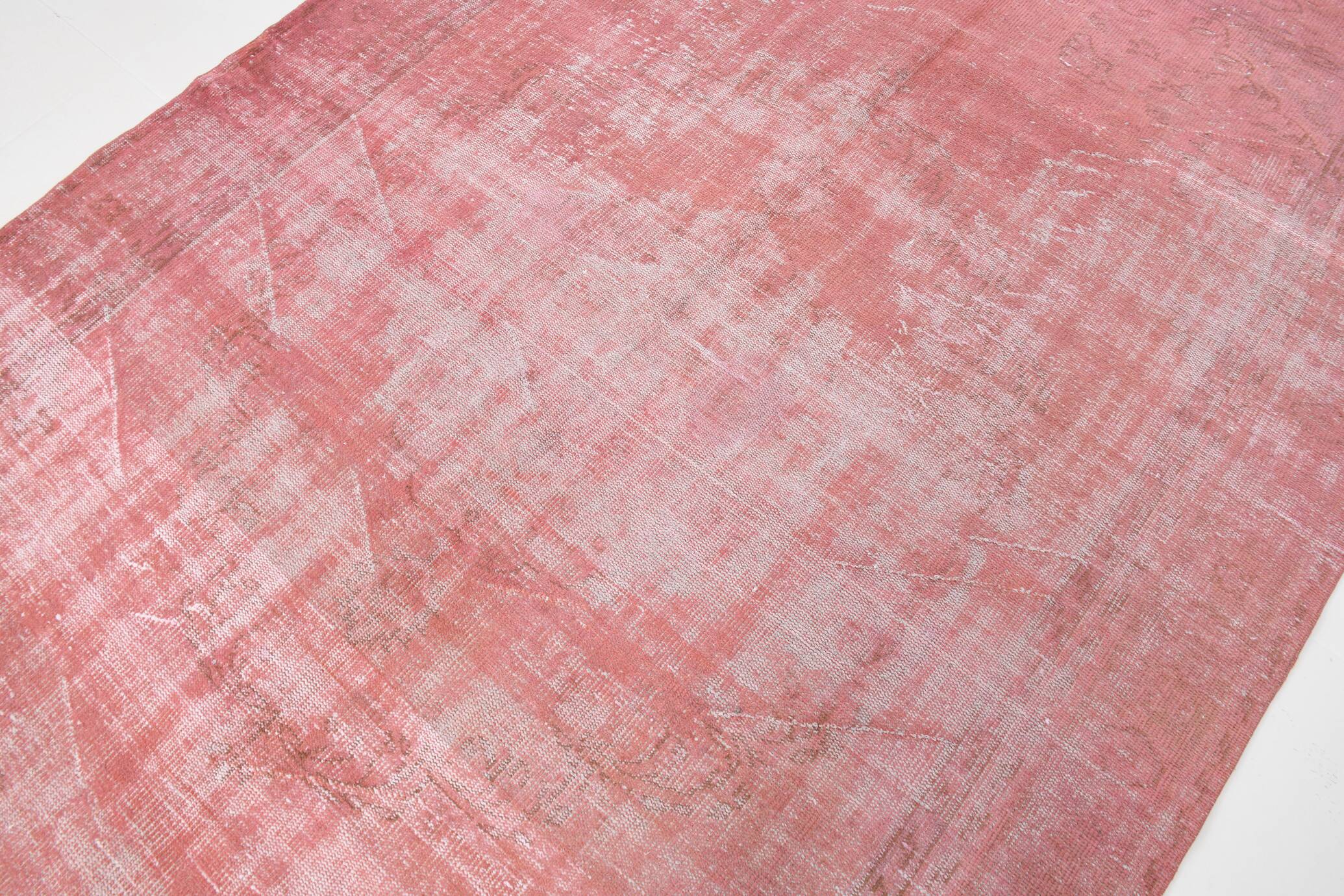 7x10 Blush Pink Vintage Rug, 216x304Cm