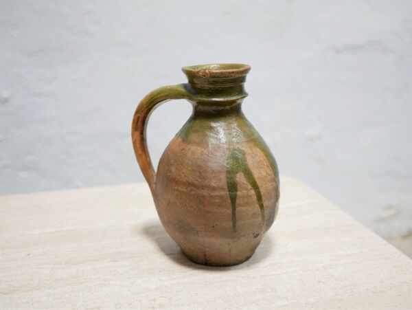 Jarre ancienne en terre cuite vernissée