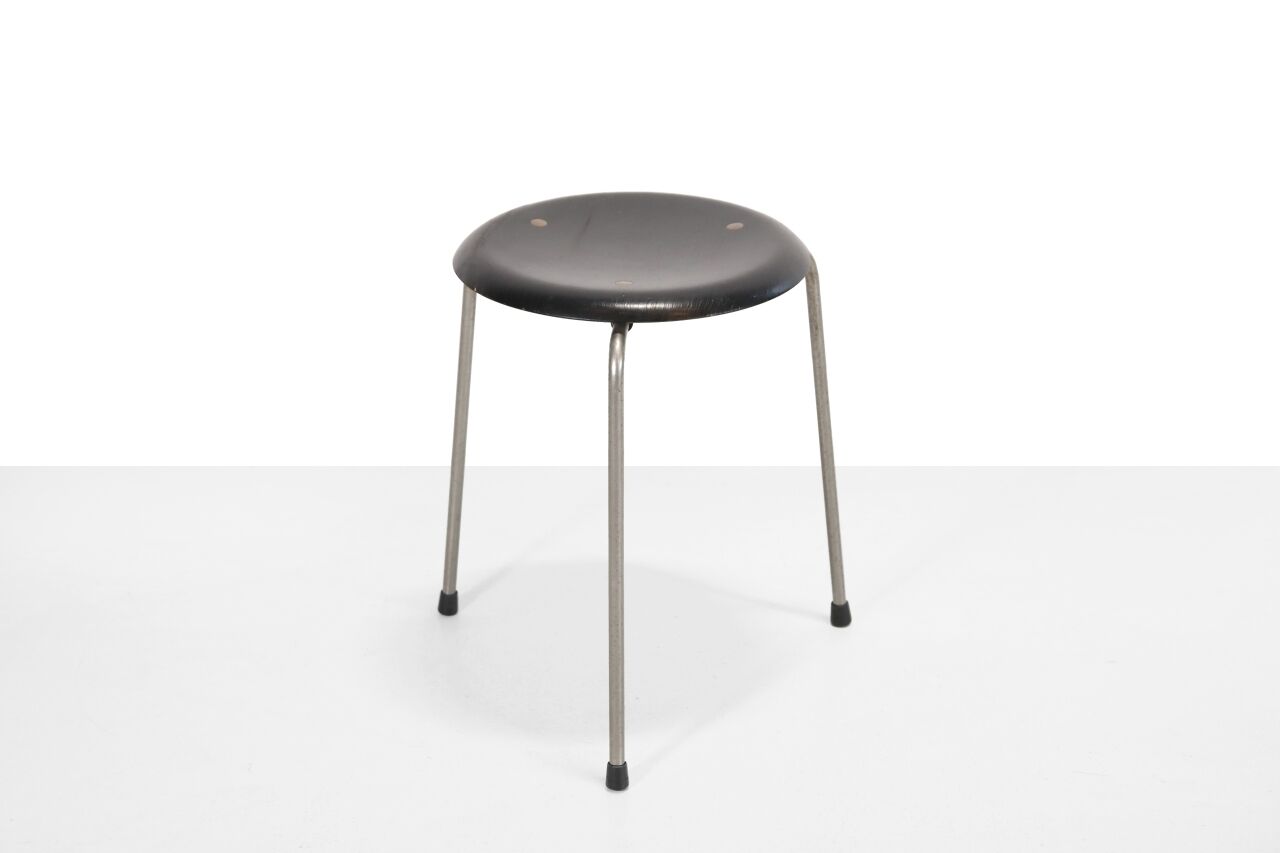 Very early edition Arne Jacobsen DOT stool model 3170 by Fritz Hansen