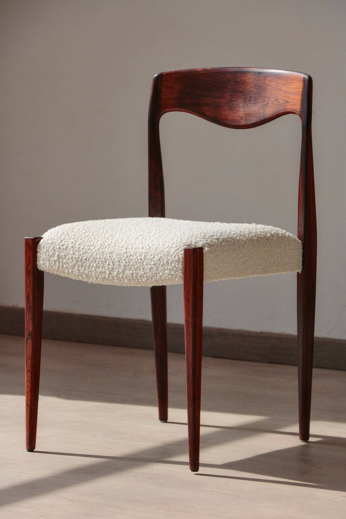 Set of 4 Scandinavian rosewood chairs – Otto Møller style | Vintage