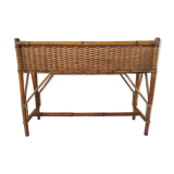 Wicker planter